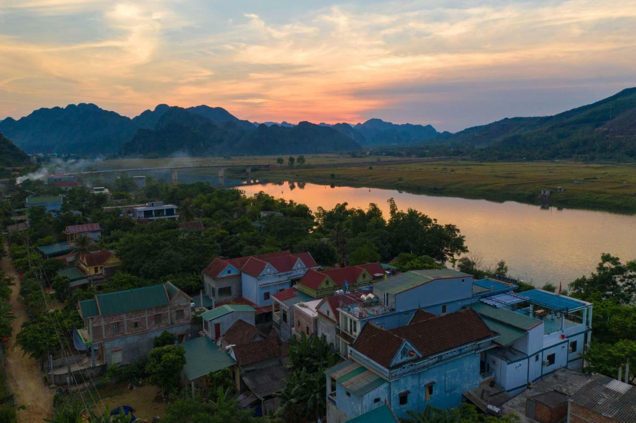 Fami Homestay ฟ็องญา ภายนอก รูปภาพ
