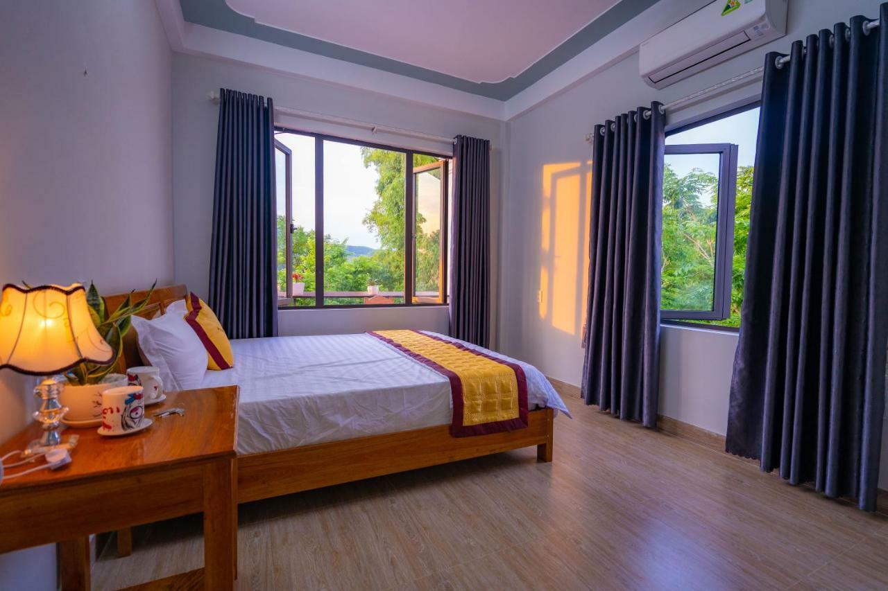 Fami Homestay ฟ็องญา ภายนอก รูปภาพ